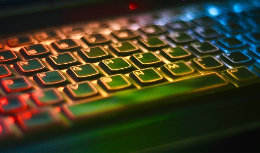 Nec intellegat deseruisse te